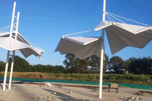 ?？趶埨S家有哪些張拉膜產品類型