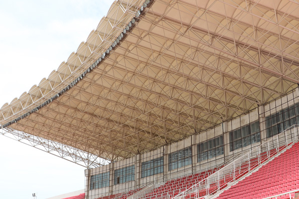 ?？谀そY構看臺的施工難點